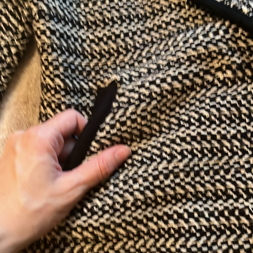 Gorgeous Classy Soft B&W Cache Jacket!!! Sz S! - image 5